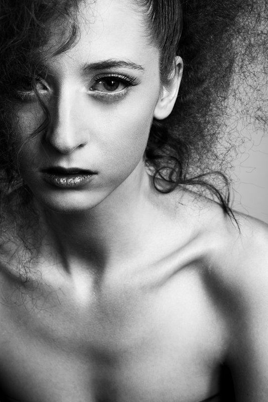 mode models blog Rena and Shara for Ponytails & Horseshoes by Harvey