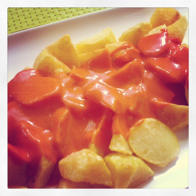 Raciones y tapas I patatas bravas y alioli recetas culinarias Cocina