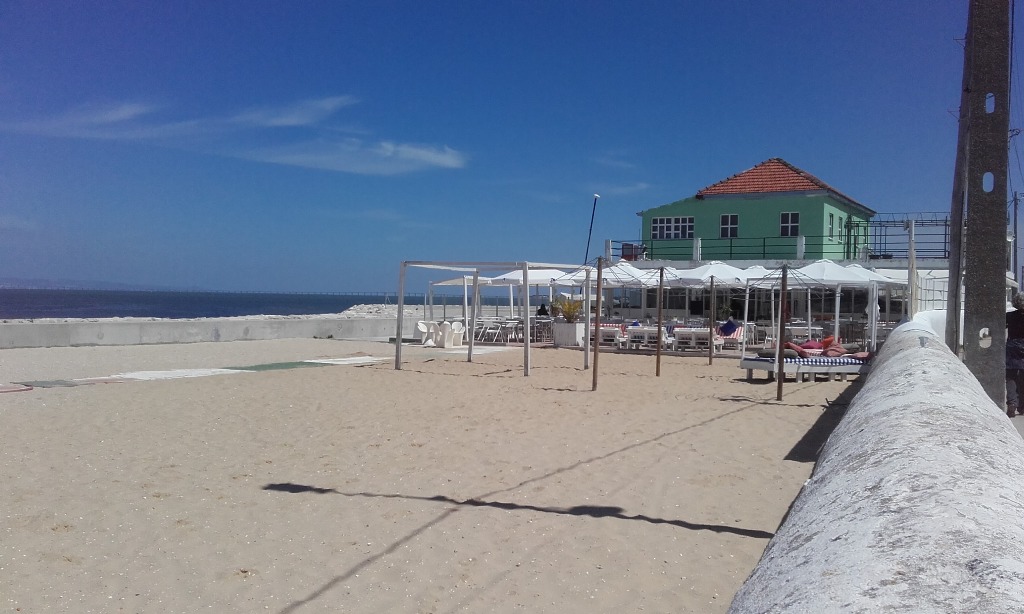 Bar restaurante e Lounge Praia Norte no Barreiro