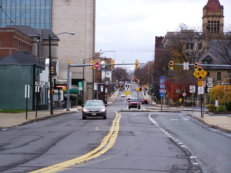 Frank's Place Jefferson Avenue