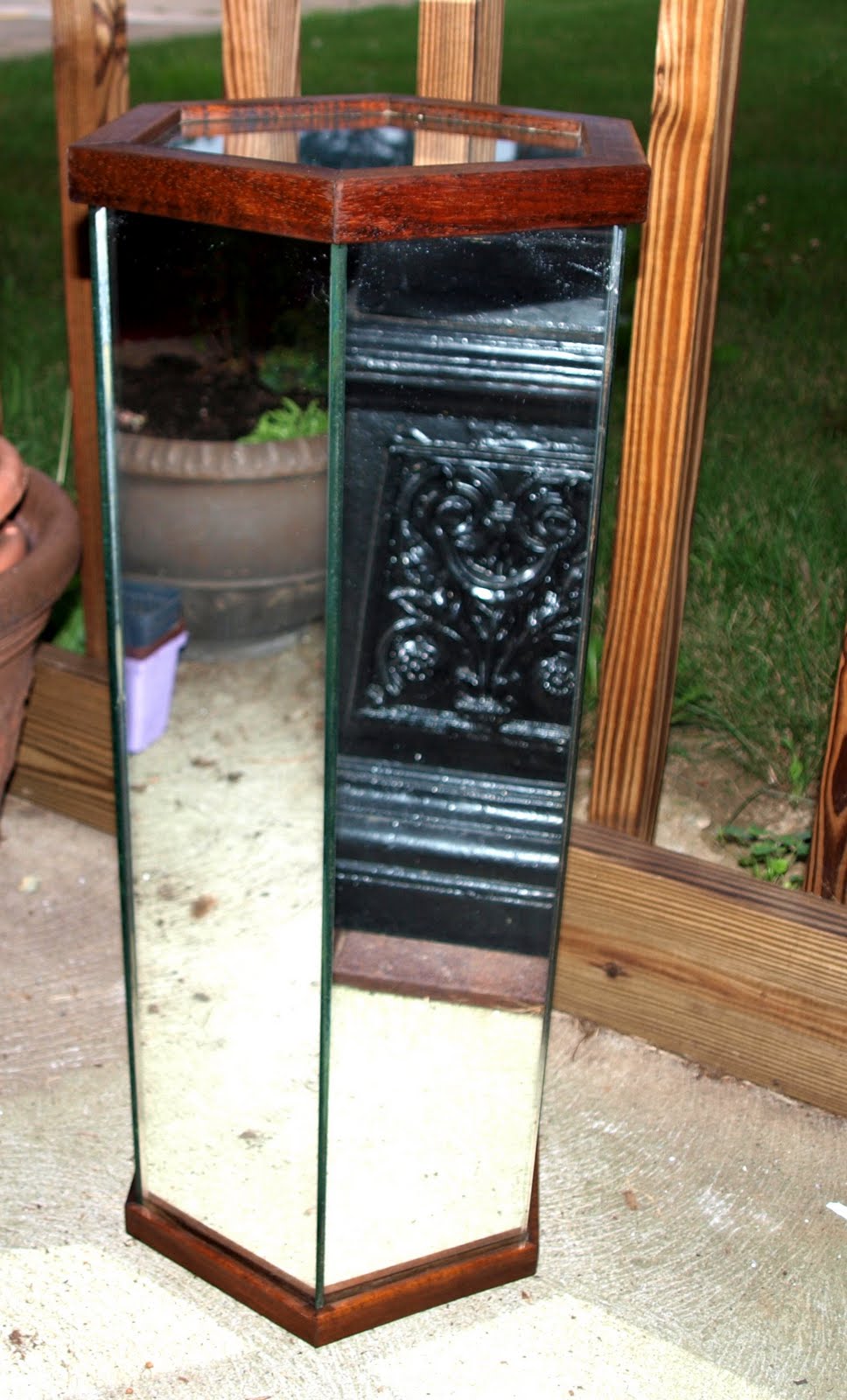 Funky Home Finds For Sale Mirrored 6Sided Hexagon Wood Trimmed Plant