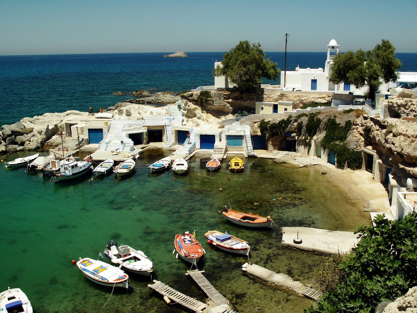 ΕΘΕΛΟΝΤΙΚΗ ΟΜΑΔΑ ΜΗΛΟΥ: Ιουνίου 2011
