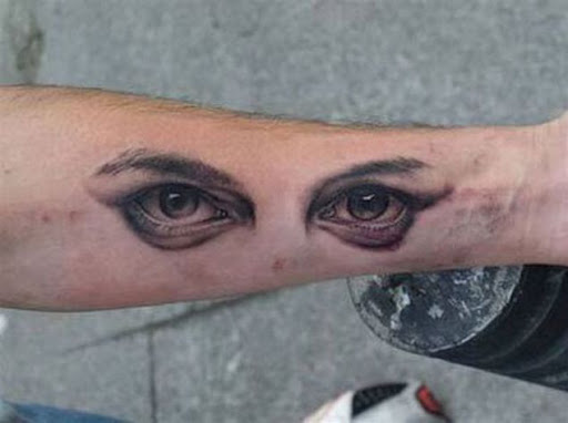 Esses misteriosos olhos