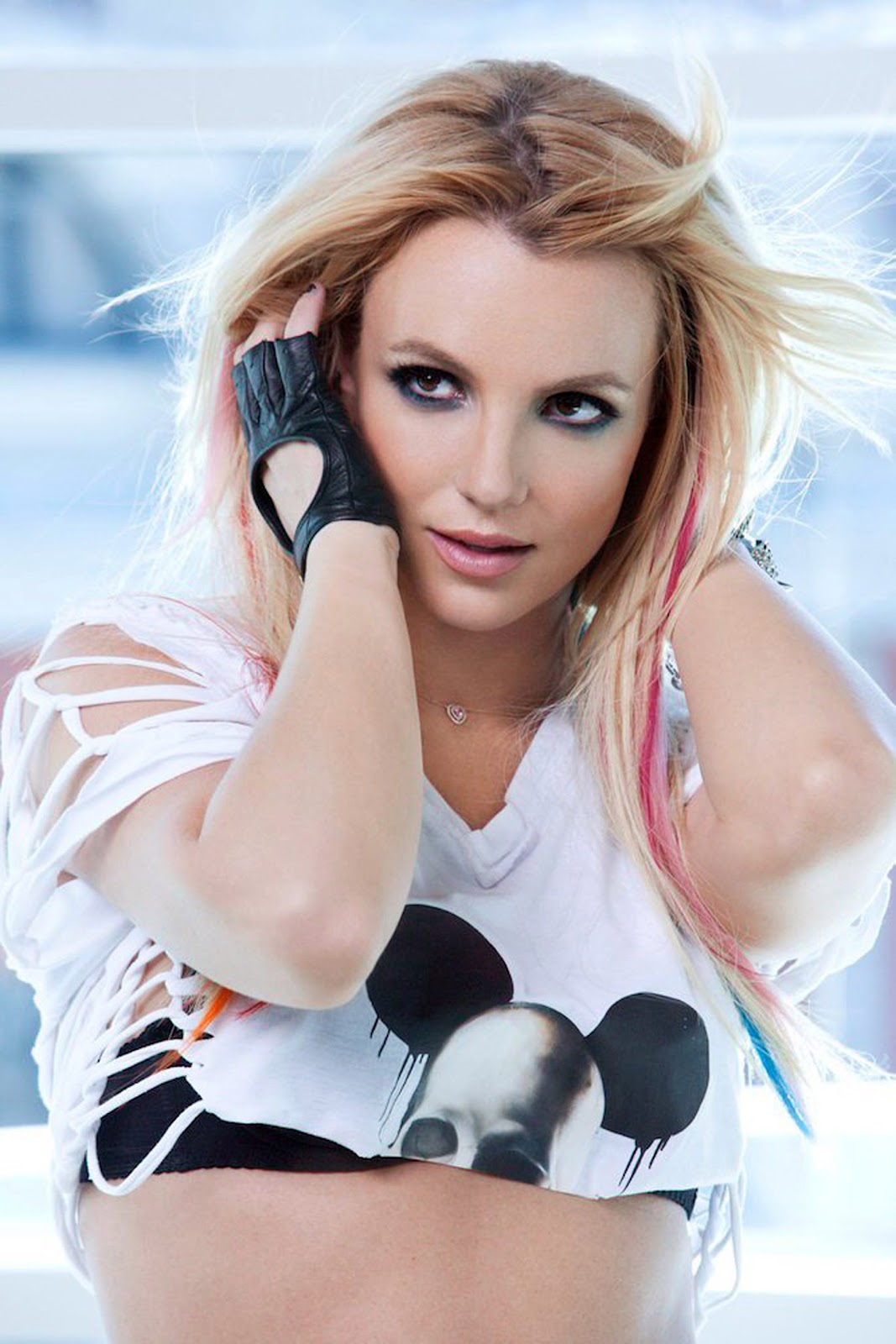 http://2.bp.blogspot.com/-DwWg-lFocA8/TmRrw8DojeI/AAAAAAAACp4/2bzCXHx5k3Y/s1600/Britney+Spears+2011+I+Wanna+Go+5.jpg