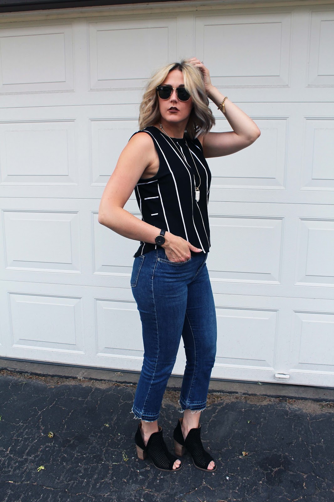 Cropped Flares + #H54F Link Ups / My Monochromatic Life