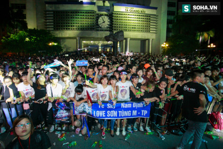 Vu Cat Tuong bat ngo xuat hien cung Son Tung - Anh 2