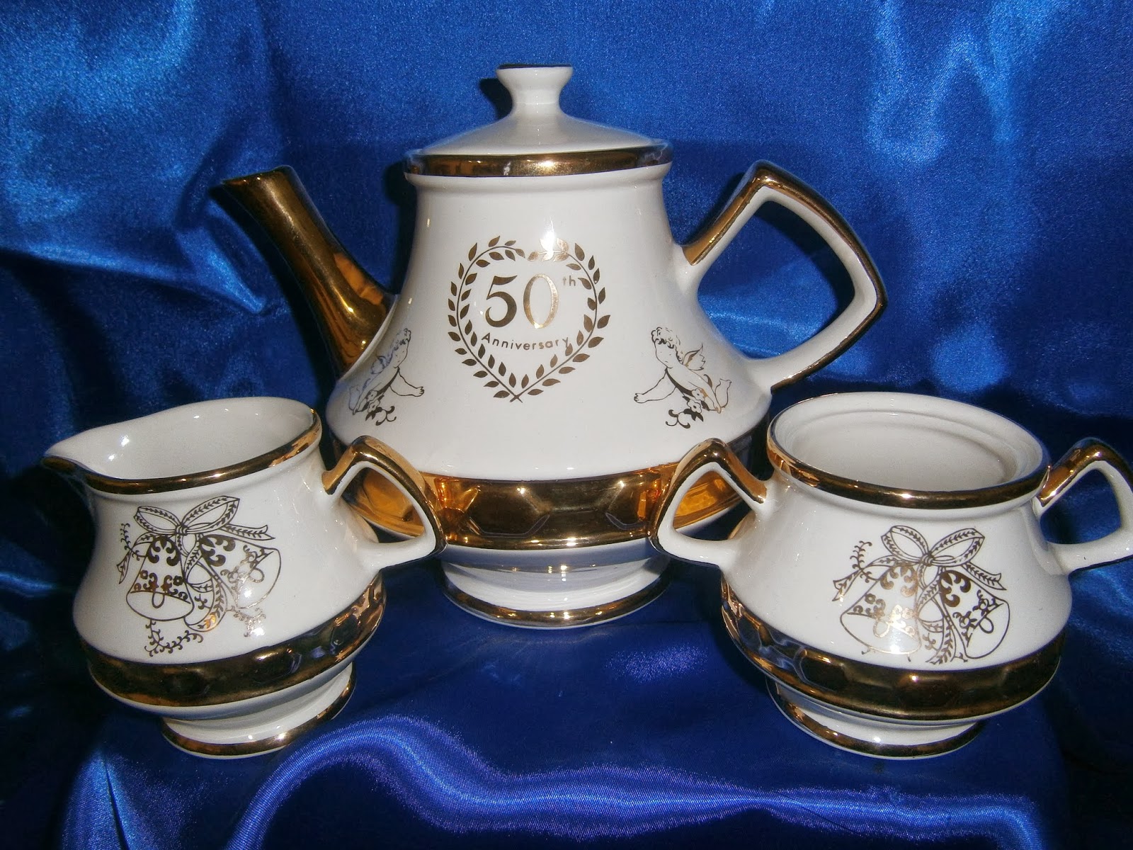NOVEMBER 2013 ARRIVAL ENGLISH TEA SETS