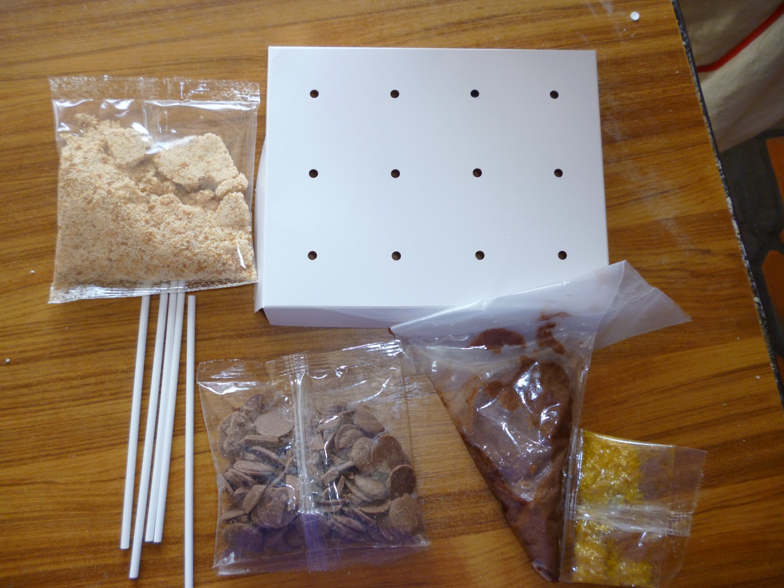 Madhouse Family Reviews Asda Home Baking Cake Pop Kit review