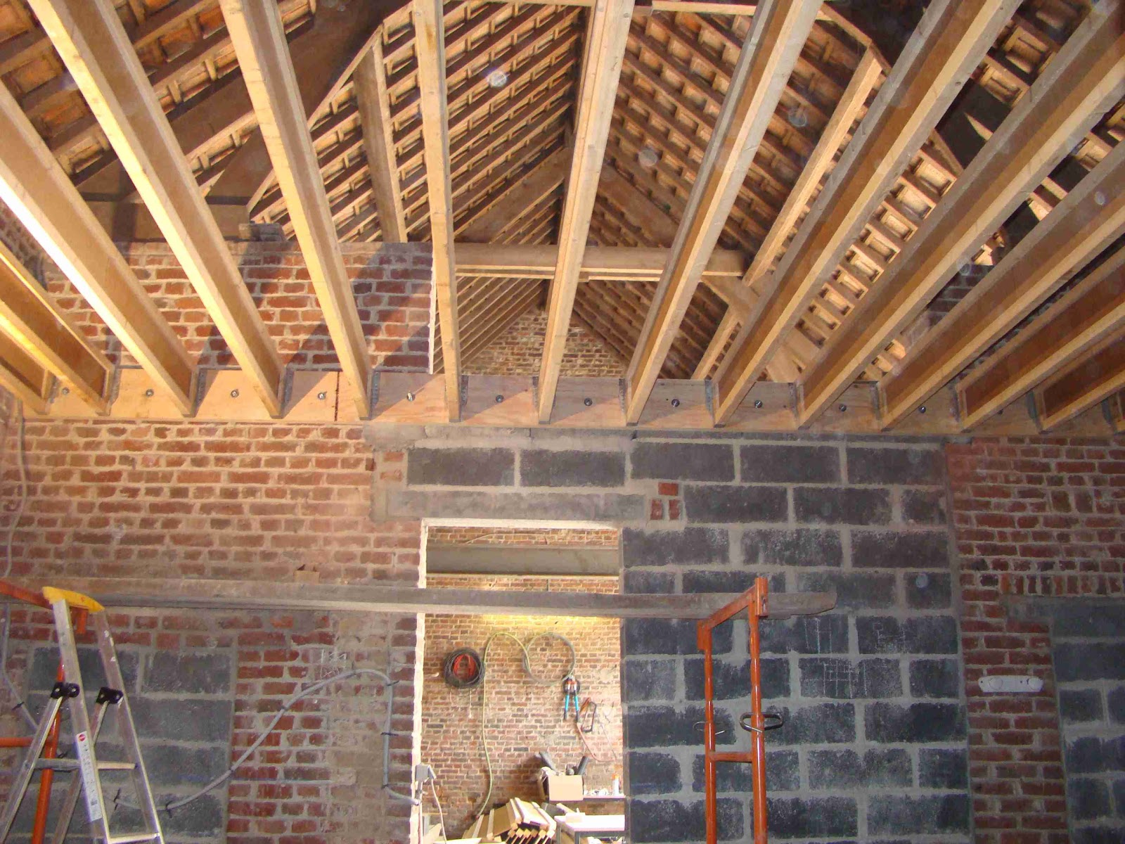 Blog sur la rénovation de notre grange: Pose du gitage