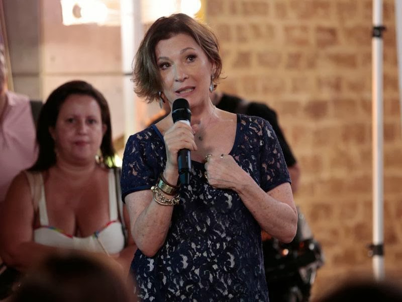 Fã Clube Natália do Vale Reconhecido pela atriz Coletiva de Imprensa Em Família Fã Clube Natália do Vale Reconhecido pela atriz Coletiva de Imprensa Em Família