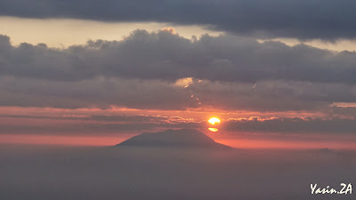  Melihat Mentari pagi dari puncak Merapi
