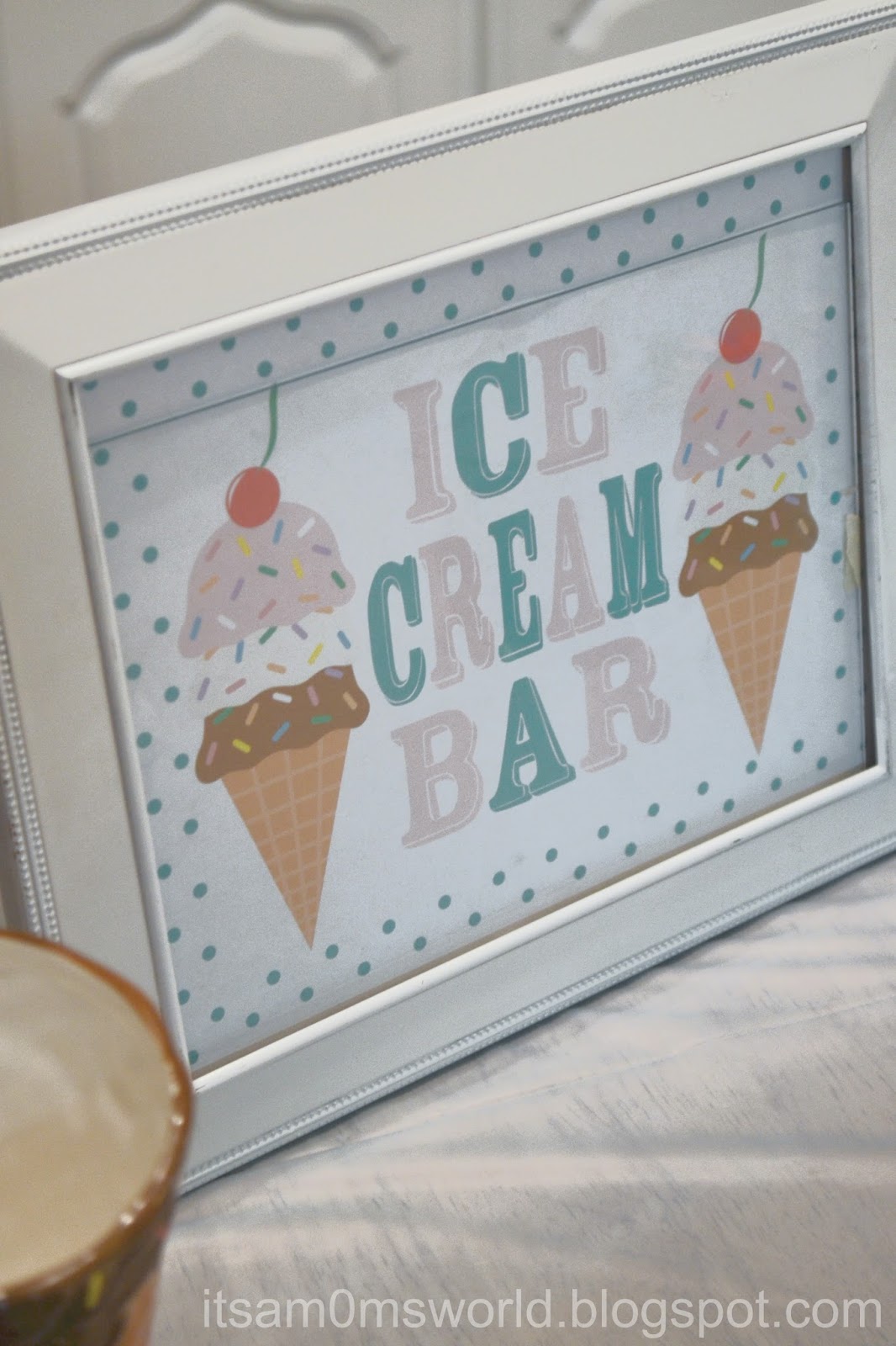 It's A Mom's World: Ice Cream Sundae Bar Printables