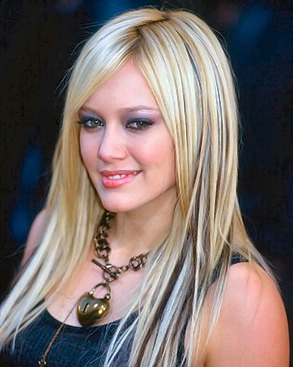 Hilary Duff Hot Wallpaper