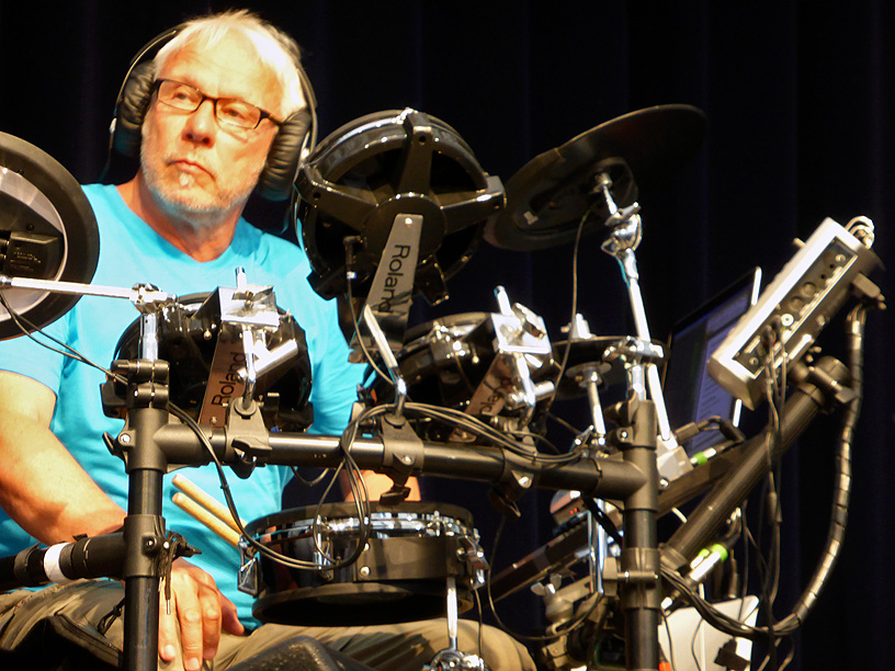 harald grosskopf synthesist blogspot At first glance, there's little to suggest that former cosmic joker, ash ra tempel drummer and klaus schulze collaborator harald grosslkopf's first solo album, 1980's synthesist deserves a reissue. harald grosskopf synthesist blogspot At first glance, there's little to suggest that former cosmic joker, ash ra tempel drummer and klaus schulze collaborator harald grosslkopf's first solo album, 1980's synthesist deserves a reissue.