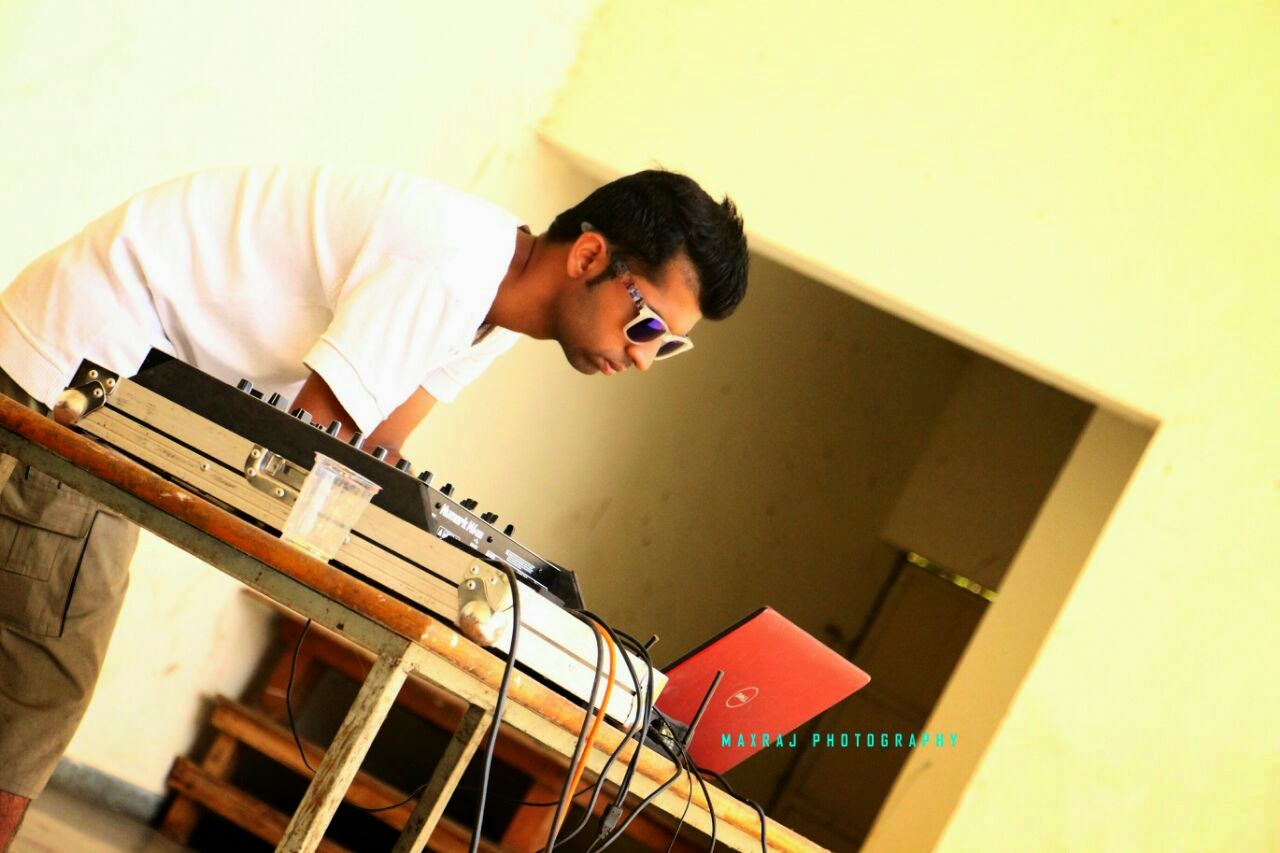 dj pune disc jockey pune Jamaican sound system pune