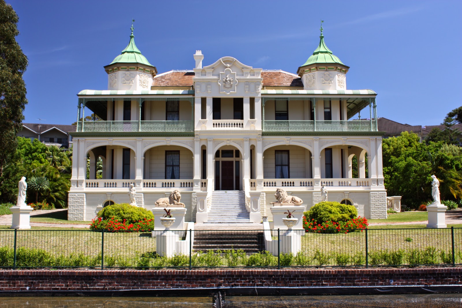 Sydney City and Suburbs October 2014
