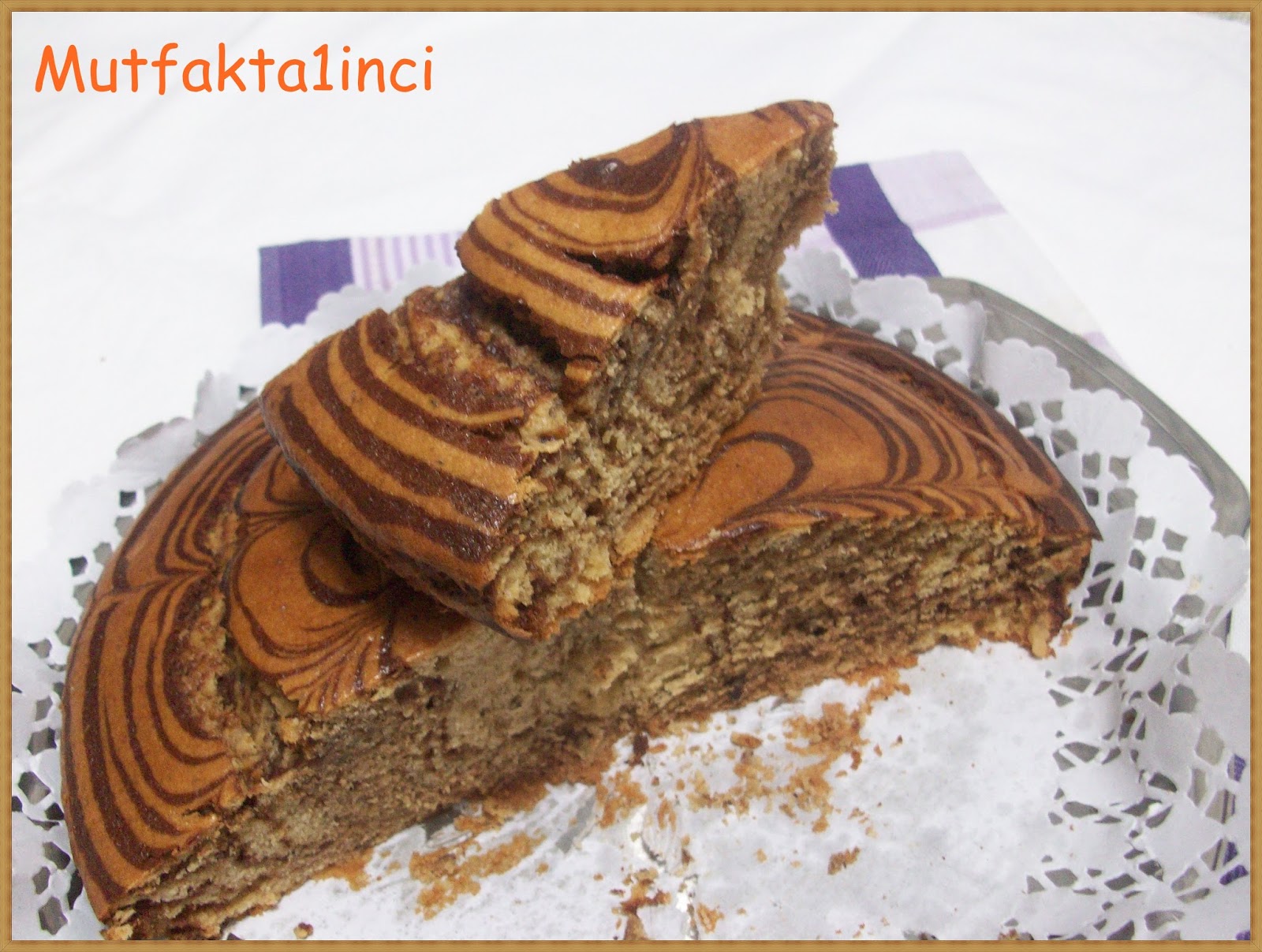 TAHİNLİ PEKMEZLİ ZEBRA KEK