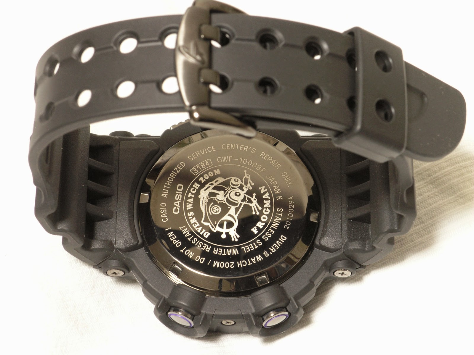Technical Equipment Reviews: What is a Scuba Diver's Watch?