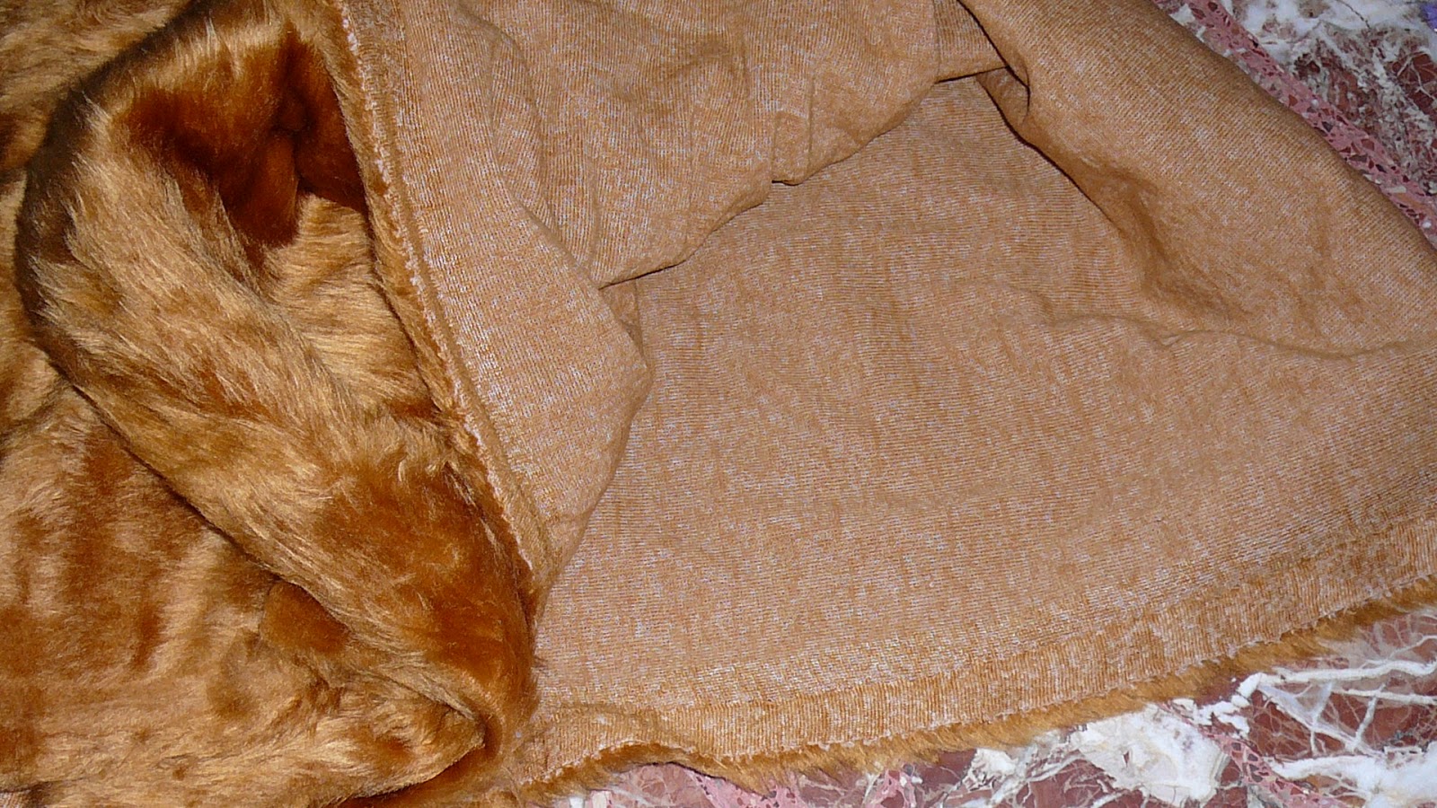 Cosplay sin Limite Tela de Peluche (Sew N Sew Fabrics)