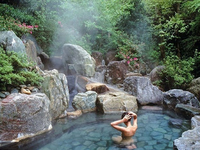 Du lịch Núi Thần Tài - Trải nghiệm tắm ONSEN Xoa-tet-ga-voi-cong-vien-suoi-khoang-nong-hot-nhat-da-nang-4f191f7d635979559154436063