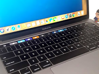 MacBook Pro Touch Bar 13-inch Core i5 2017