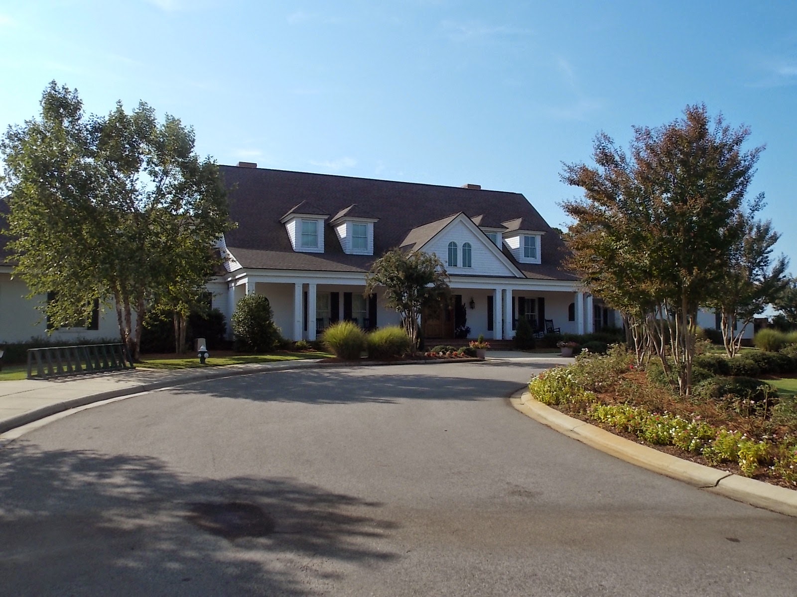 Towering Pines Living Gated Community of Mid South Club, Southern