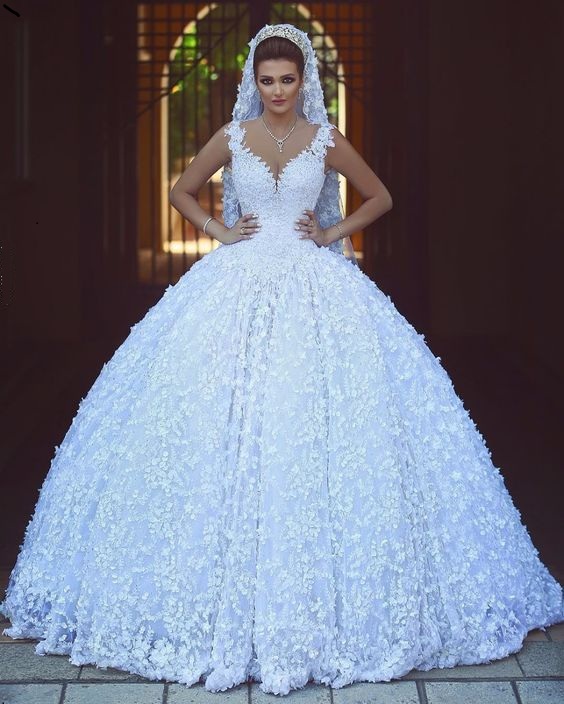 Wedding dress fabrics need to be decided once you have chosen your wedding gown style
