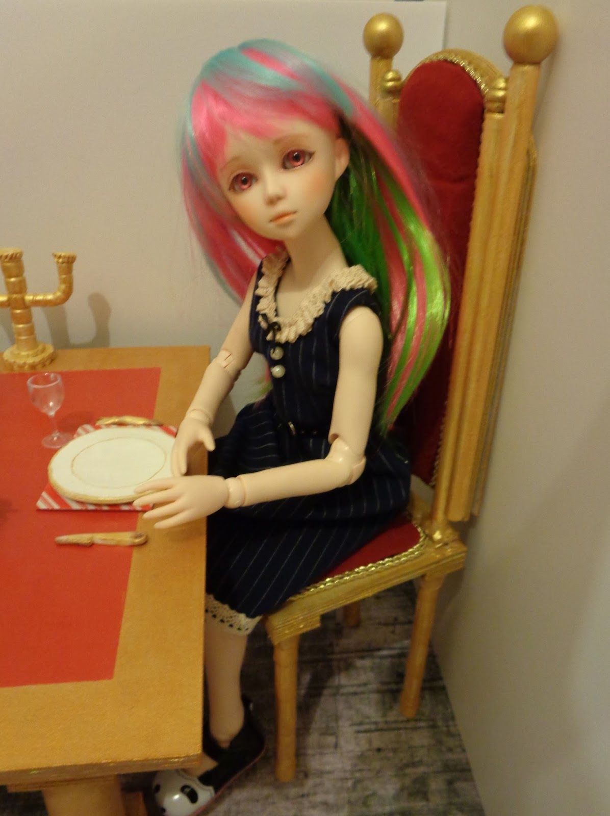 Cute spooky sweet miniatures and BJD dolls Furniture for BJD dolls MSD