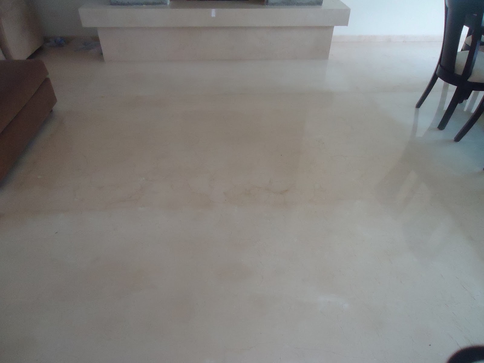 Fabricación, Pisos Fachadas y Cocinas: Pisos en Mármol y Granito