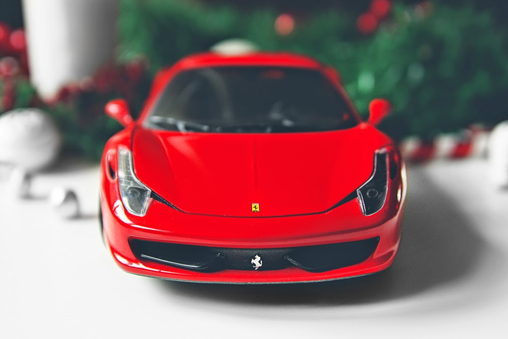 1/18 Hot Wheels Ferrari 458 Italia