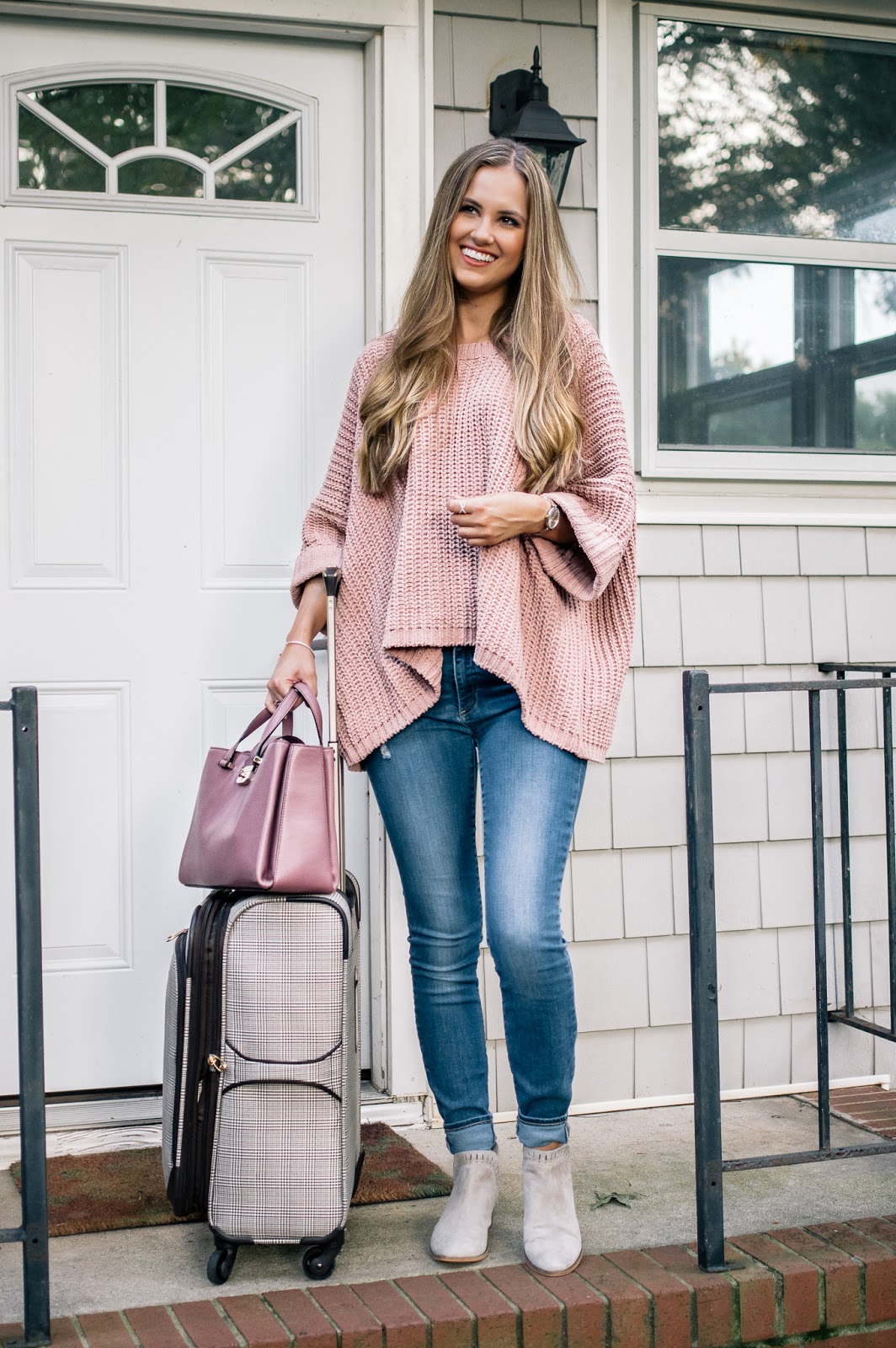 a-travel-outfit-for-fall