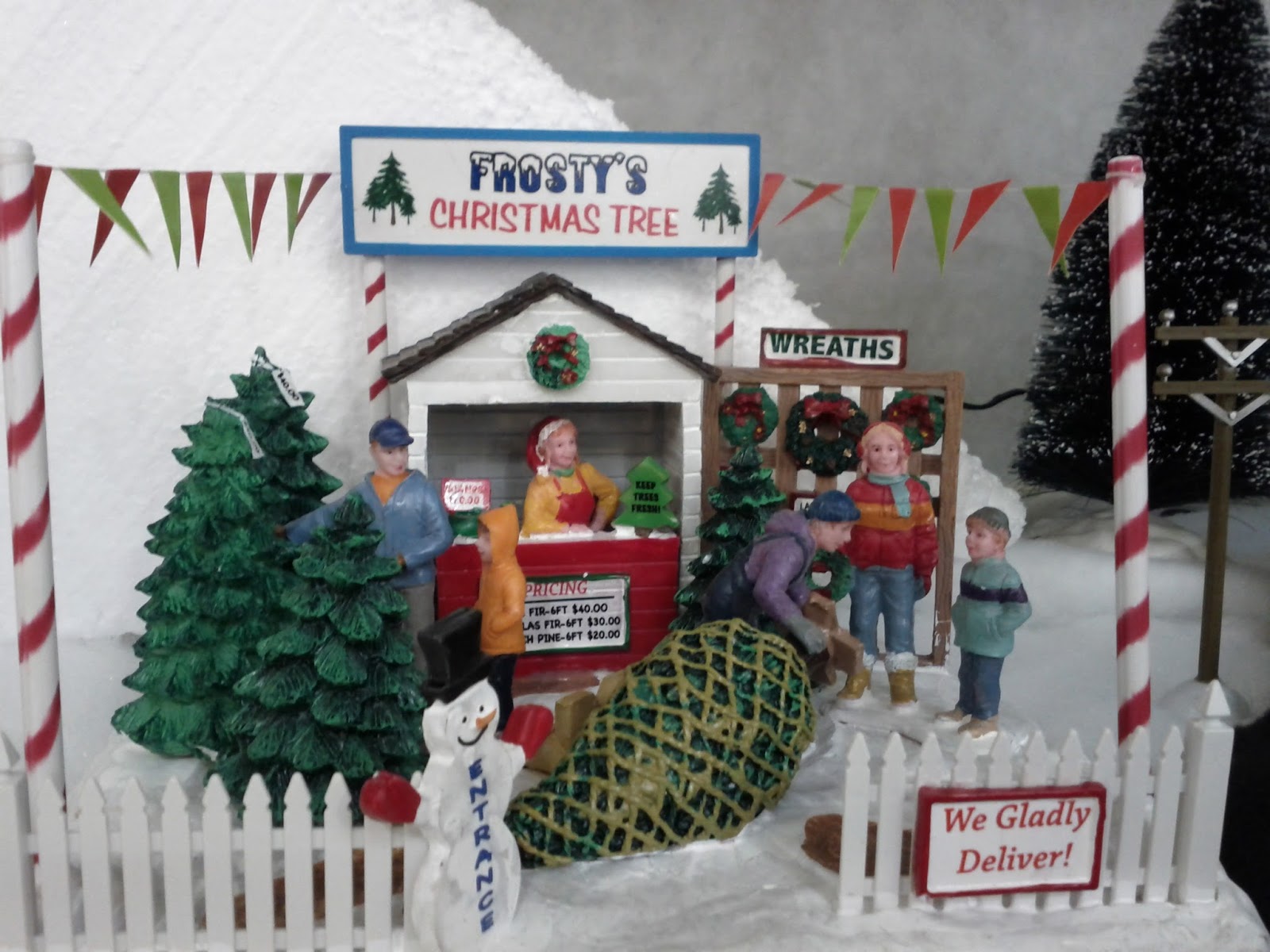 Lemax Christmas Frosty's Christmas Tree Lot