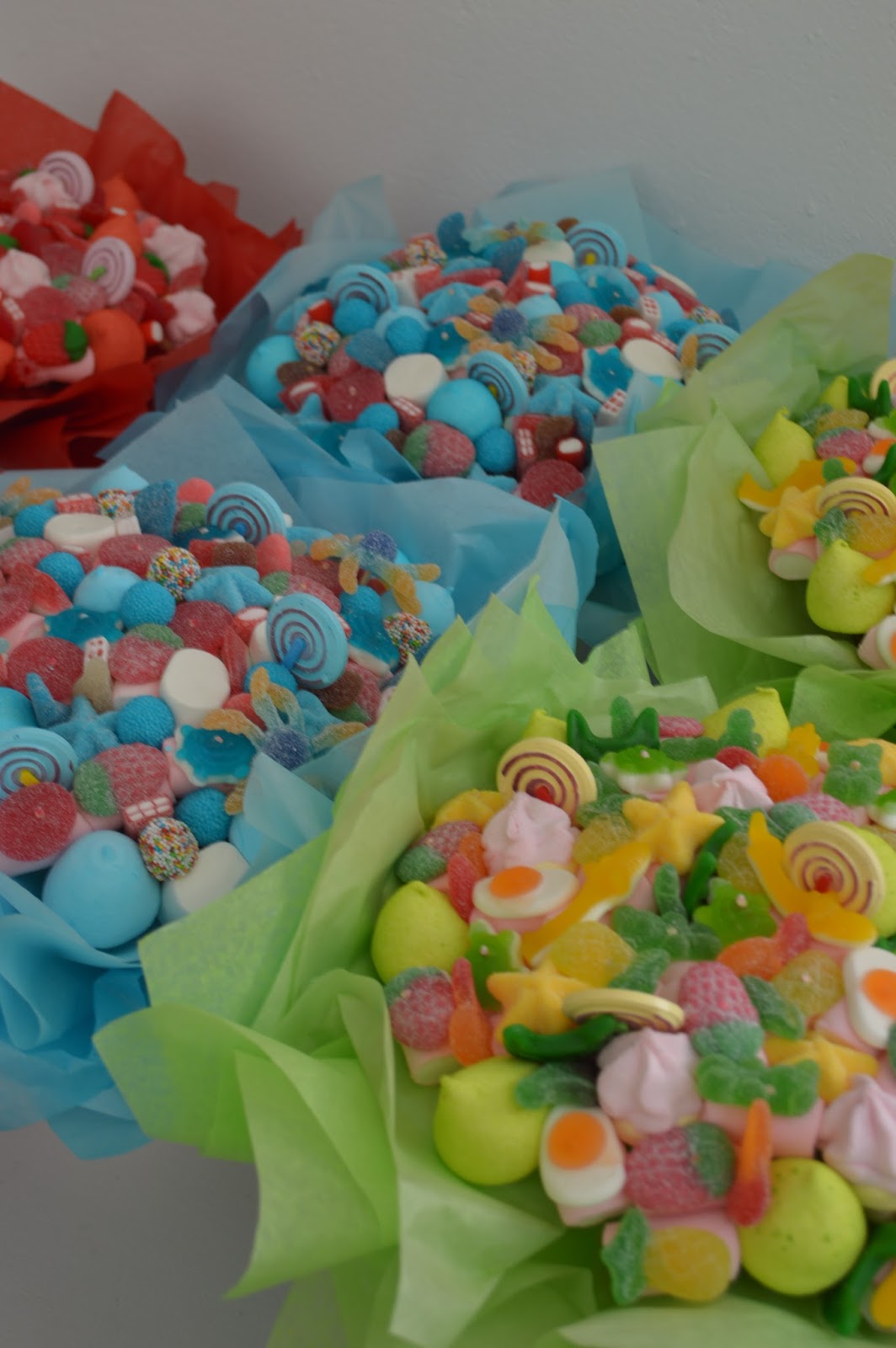 Summer Pool Party Leckerli-Boxen (Gold) - 12 Stück, Bedruckt Mit Strand-Motiven, Aus Kraftpapier