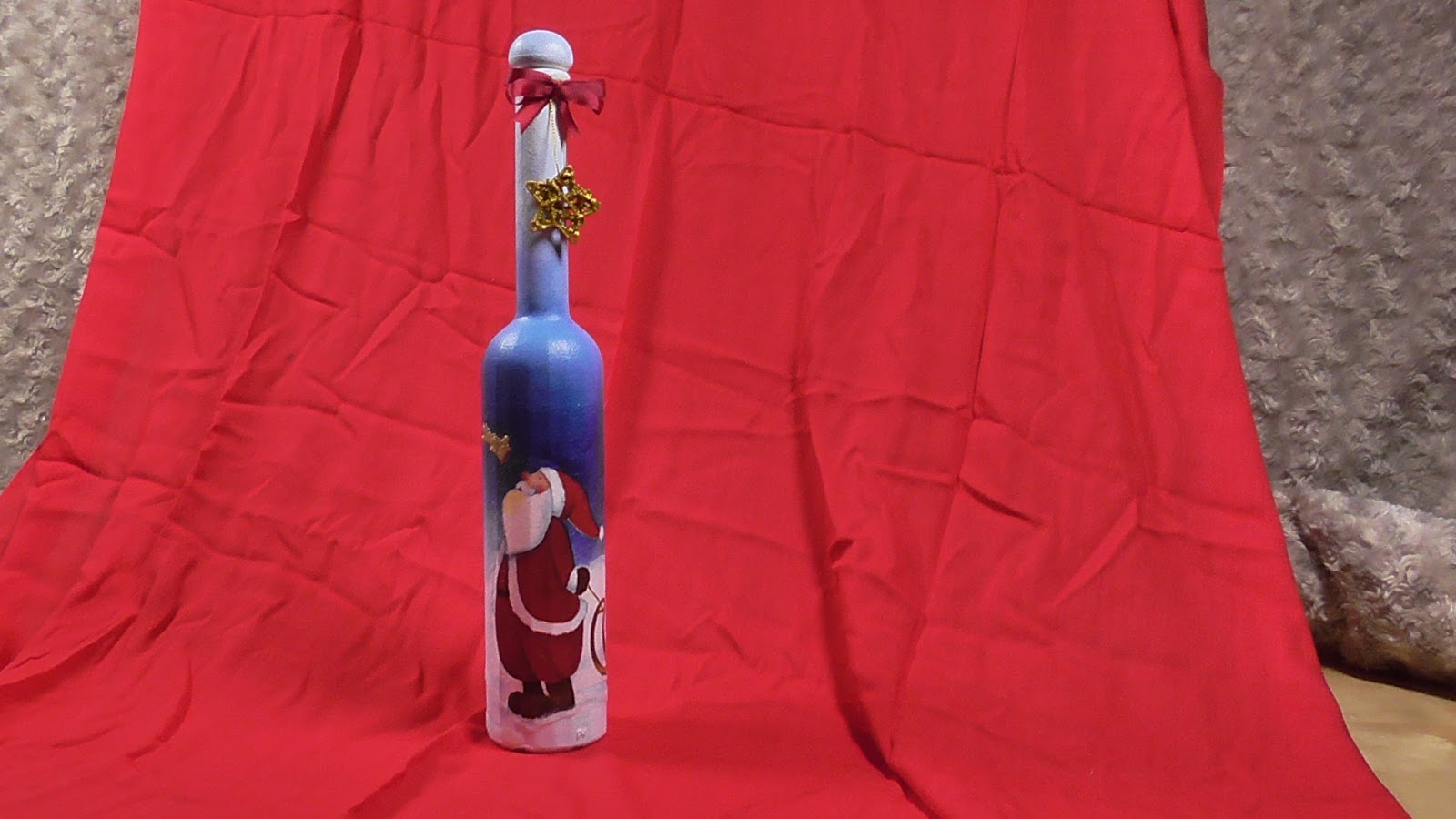 El rincón de las manualidades caseras.: Botella reciclada para Navidad