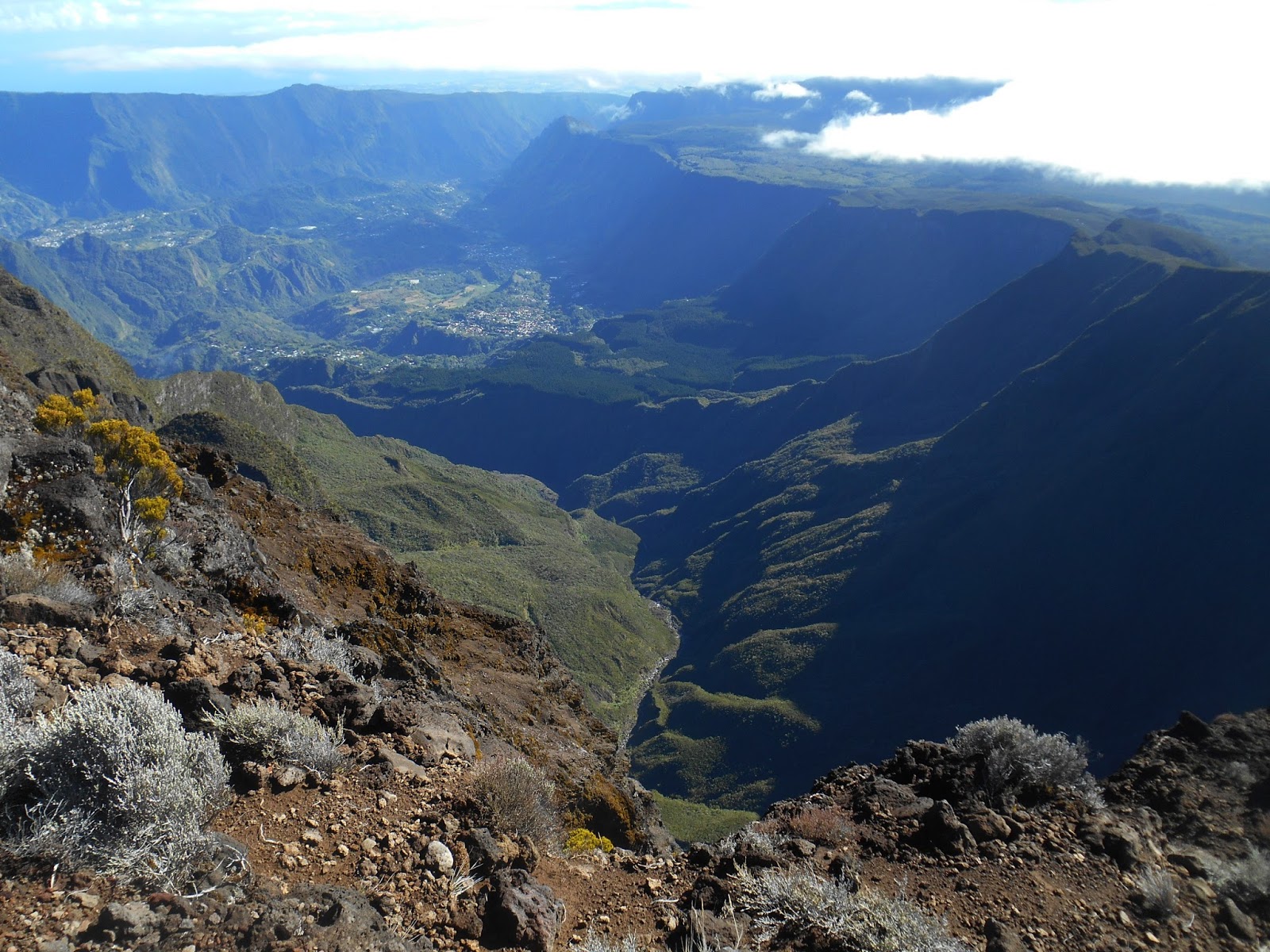 Rando Entre deux Piton des Neiges Hell Bourg