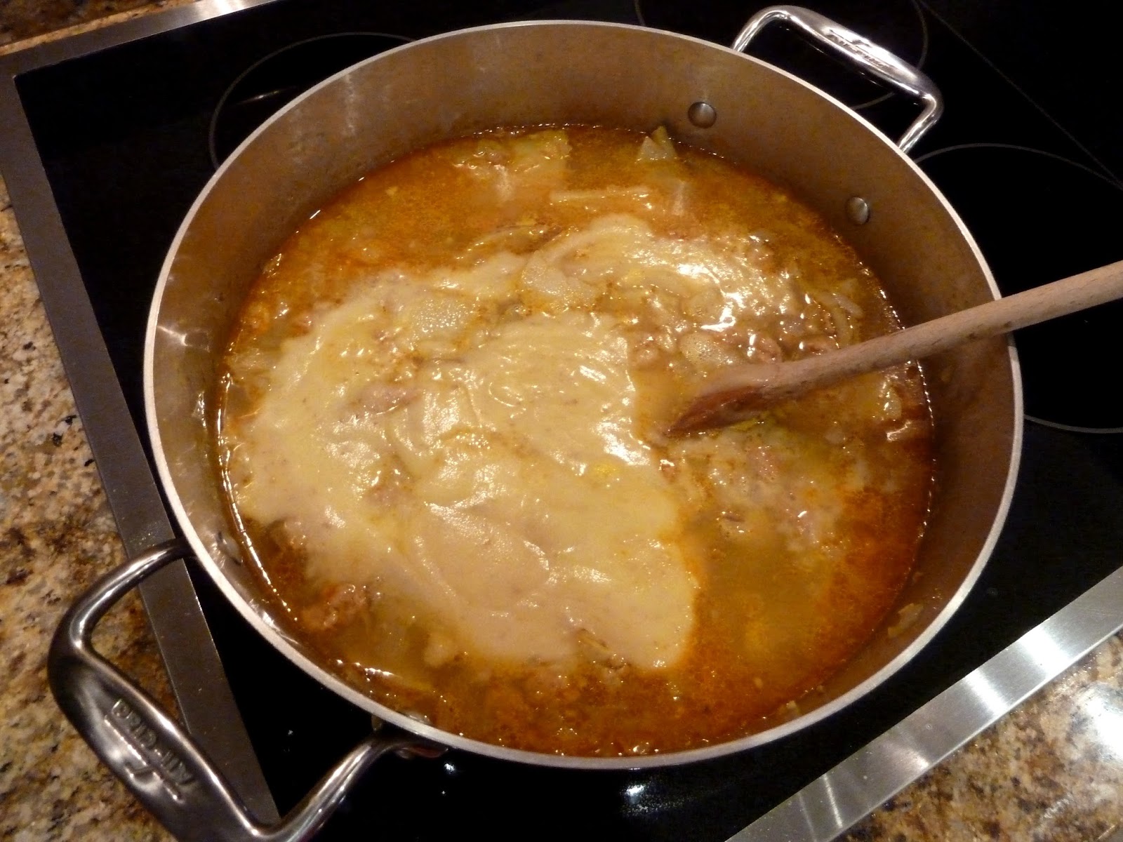 Cracked Pepper: Sausage, Kale and Potato Soup (Copycat Olive Garden