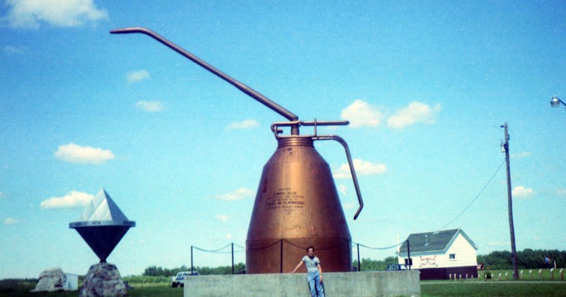 Giant Oil Can and Diamond Rocanville, Saskatchewan