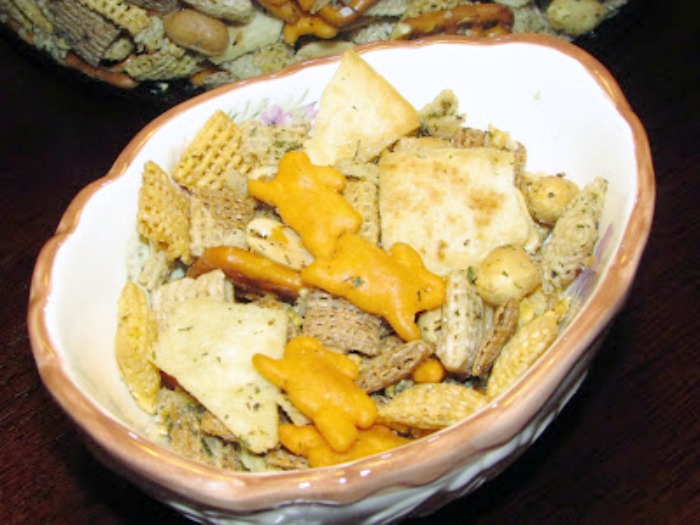 Cooking With Carlee Dilly Ranch Snack Mix Made by MiMi