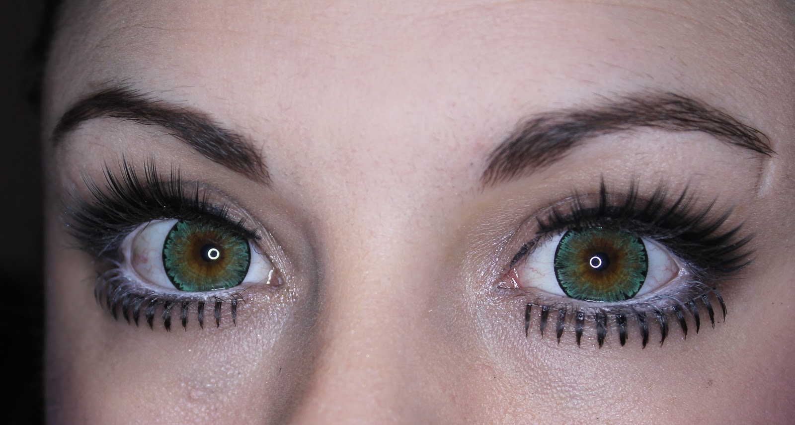 The Sleepy Jellyfish EOS Ice Green Contact Lens Review w/ Gyaru Look