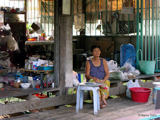 KOH KRET, LA ISLA DEL RÍO CHAO PHRAYA, BANGKOK. TAILANDIA