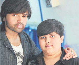 Himesh Reshammiya Family Wife Son Daughter Father Mother Marriage Photos Biography Profile