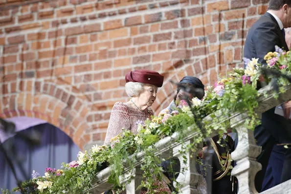 rown Princess Victoria, Princess Estelle, Prince Oscar, Prince Daniel, Princess Sofia, Princess Madeleine of Sweden,Christopher O'Neill, Former Spanish Queen Sofia and King Juan Carlos, Crown Prince Frederik and Crown Princess Mary