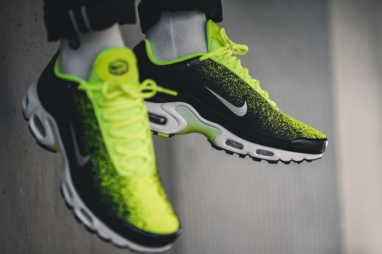 volt air max plus