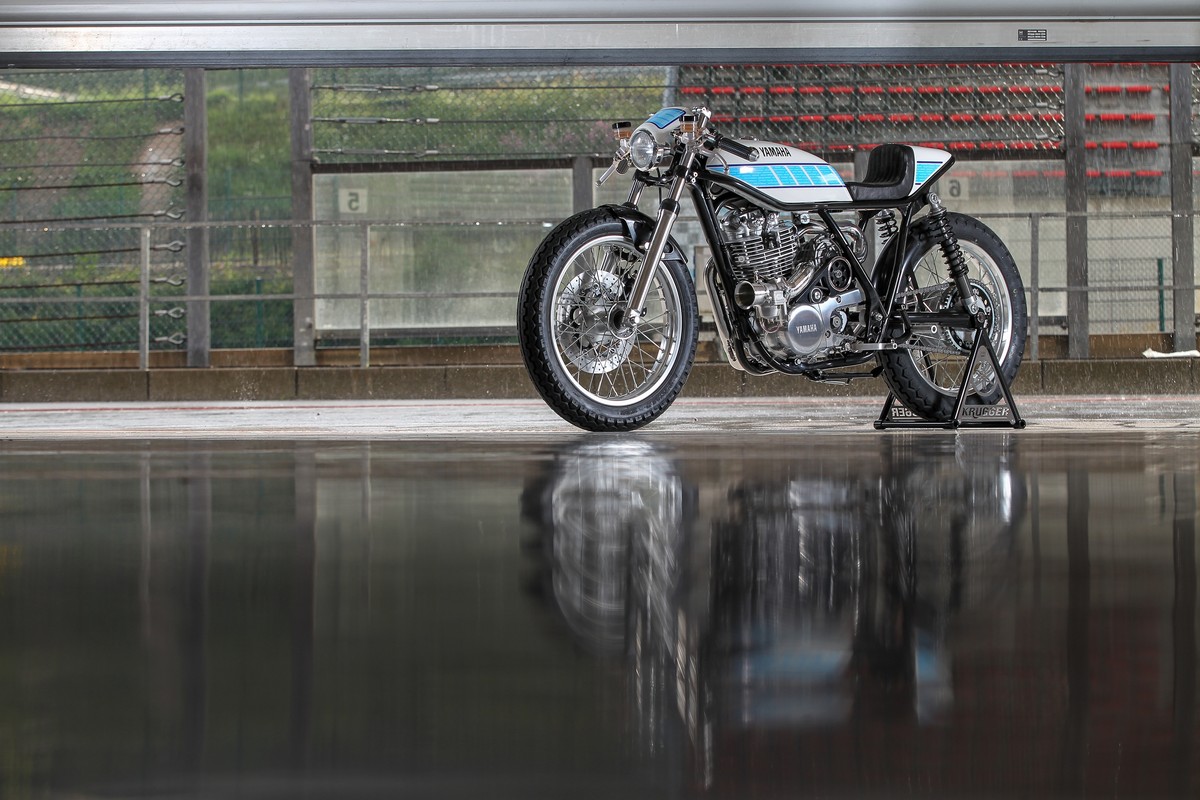 the piaggio ciao racer by OMT garage is a supercharged moped