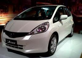mobil drag honda jazz, cutting sticker honda jazz silver, motif sticker mobil jazz, mobil jazz modifikasi, honda jazz modifikasi ceper, motif sticker jazz silver,
