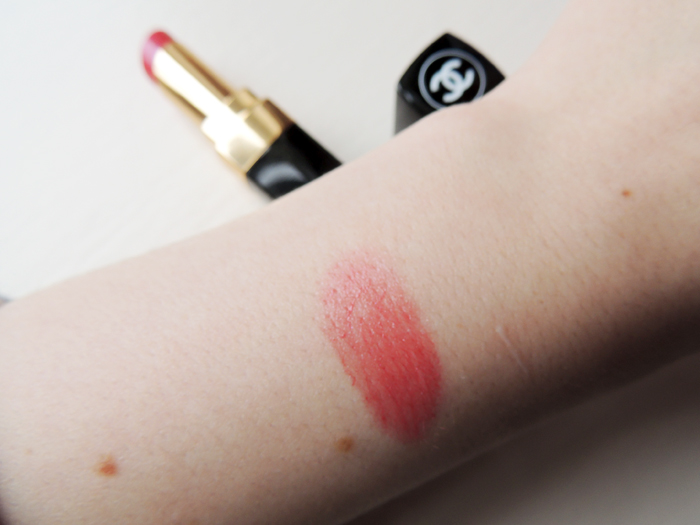 Review // Chanel's Rouge Coco Shine Lipstick