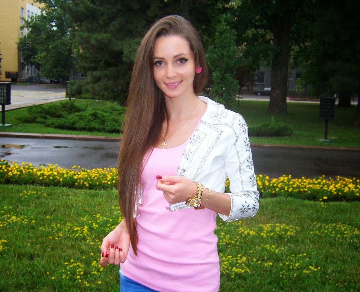 Молодые девушки украины. Обычные красивые девушки Украины. Красивые украинские девушки личные. Украинская внешность.