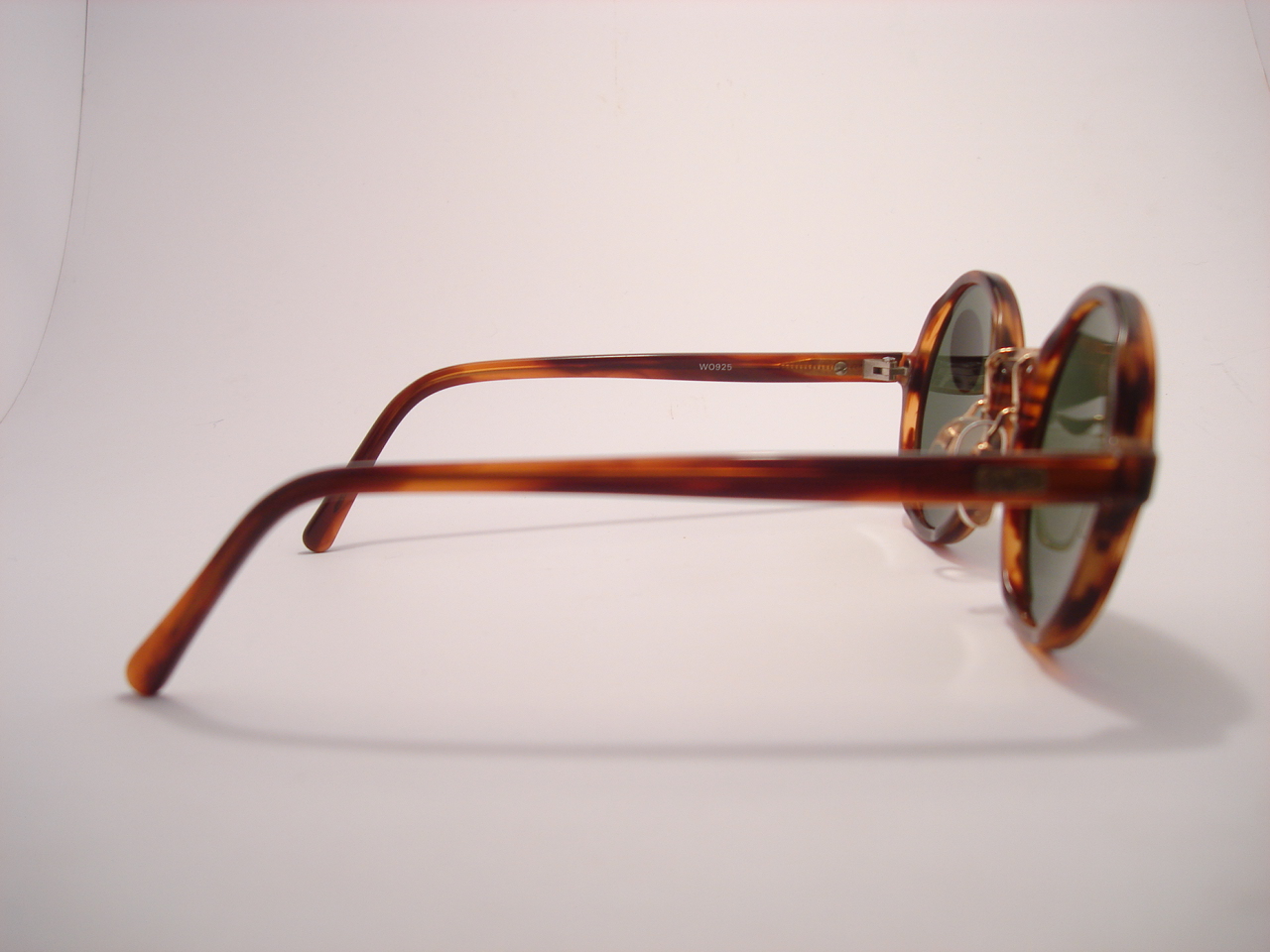 theothersideofthepillow: vintage RAY BAN by BAUSCH & LOMB round tort ...