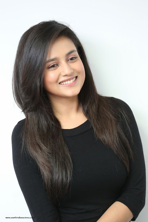 Mishti Chakraborty stills at Babu Baga Busy movie interview
