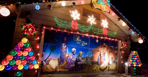 Garage Door Christmas Decor Ideas Formation Decoration